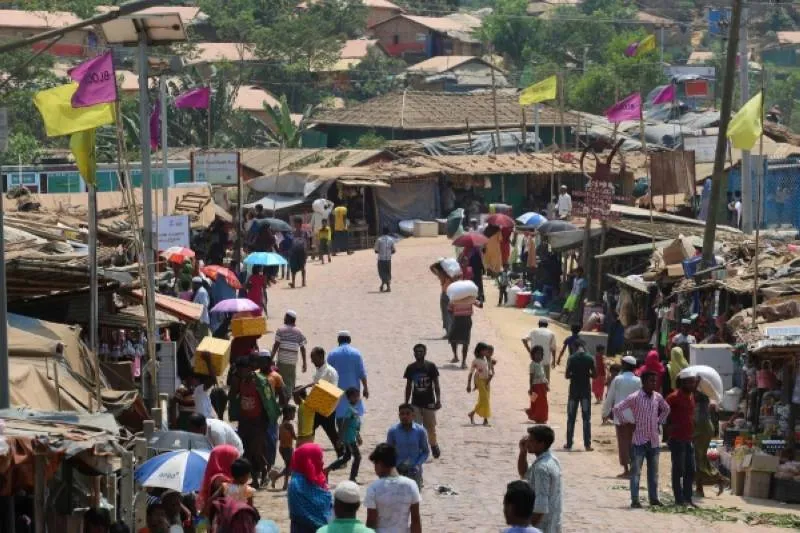 بنغلادش تفرض "حجرا تاما" على مخيمات اللاجئين الروهينغا