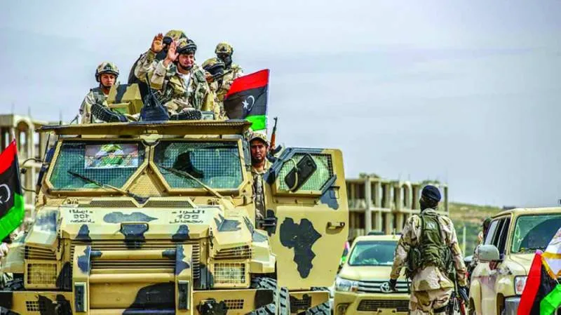 الجيش الليبي يعتقل أحد «كبار قادة تهريب البشر»
