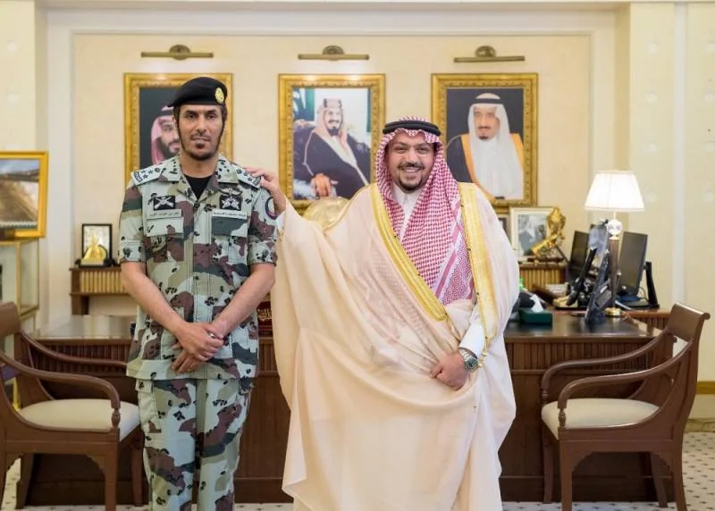 أمير القصيم يلتقي قائد قوات الطوارئ بالمنطقة