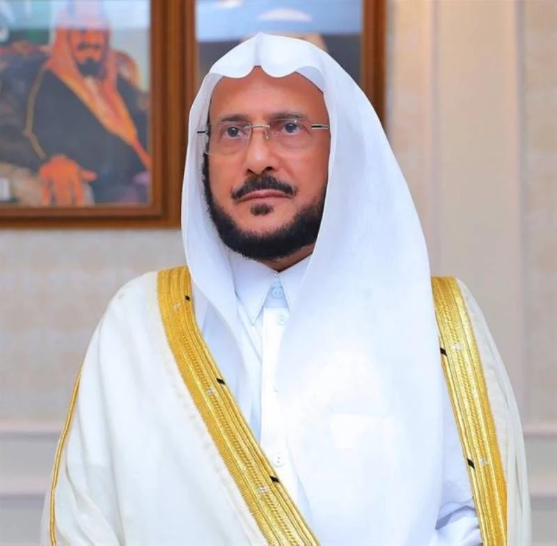 وزير الشؤون الإسلامية: المملكة ضربت أروع الأمثلة في المحافظة على صحة الإنسان