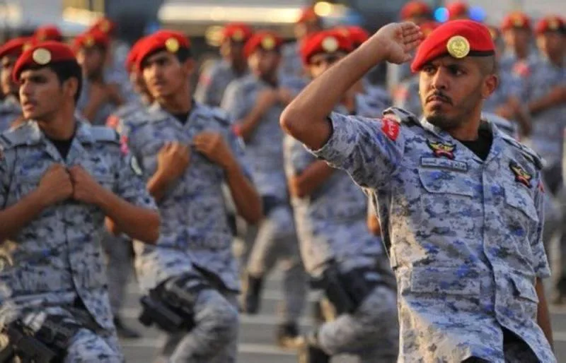 تبوك : الشرطة العسكرية الخاصة بالقوات البرية تباشر تطبيق قرار منع التجول
