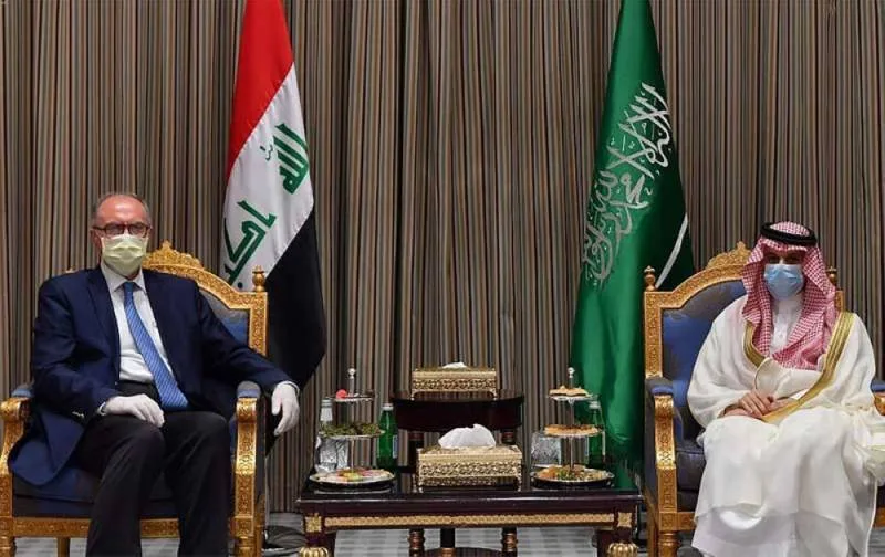 نائب رئيس مجلس الوزراء العراقي وزير المالية ووزير النفط بالوكالة يزور المملكة