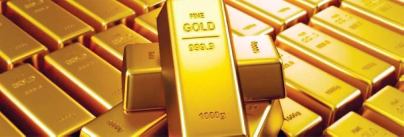 أسعار الذهب تتراجع وتتجه لتسجيل مكاسب أسبوعية