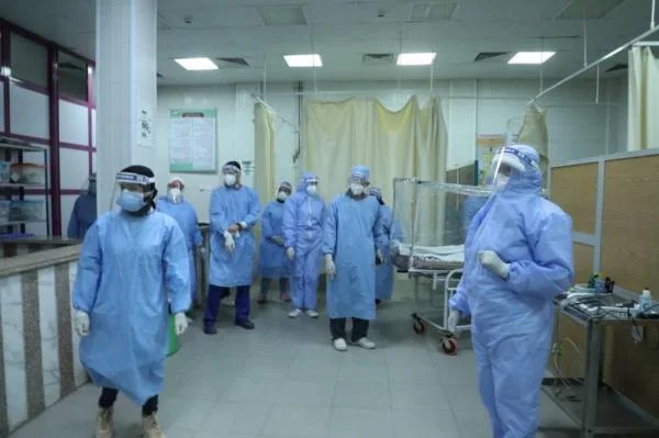 120 طبيبًا سعوديًا في مستشفيات مصر لمكافحة فيروس كورونا