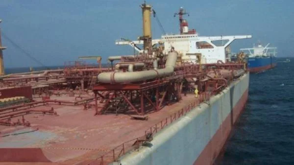 بريطانيا: سفينة النفط "صافر" كارثة بيئية على وشك الوقوع