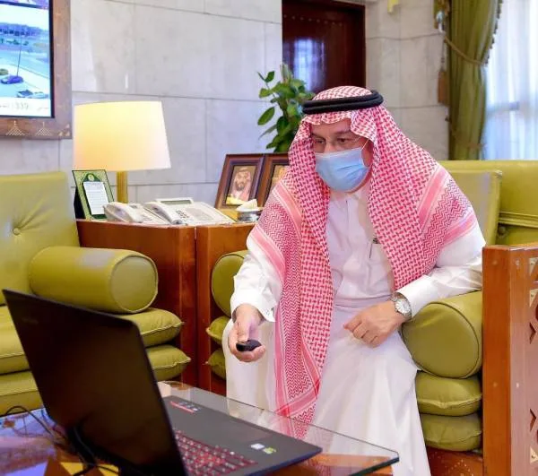 أمير الرياض يدشن منظومة إنجاز الإلكترونية المطورة بالإمارة