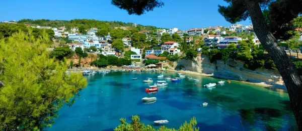 اليونان تدشن أول متحف تحت الماء على حطام سفينة تاريخية