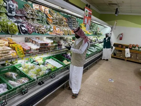 أمانة نجران تنفذ جولات رقابية على أسواق المنتجات الغذائية