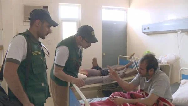 جهود متواصلة عبر مركز الملك سلمان للإغاثة لعلاج المصابين اليمنيين بالداخل والخارج