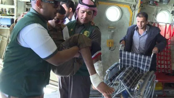 جهود سعودية لعلاج الجرحى اليمنيين داخل اليمن وخارجها