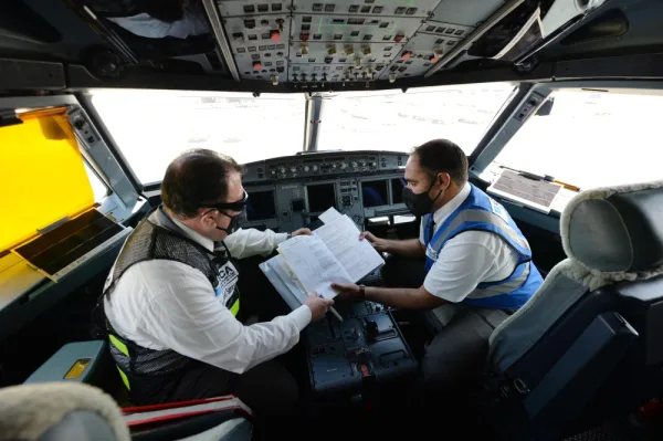 "الطيران المدني": سلامة الطائرة وكفاءة أدائها شرط أساسي لإصدار شهادة الملاحة الدولية