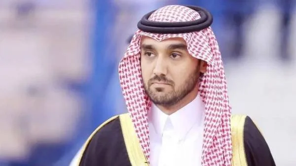 وزير الرياضة يؤكد ثقته في الأندية السعودية المشاركة في "أبطال آسيا"