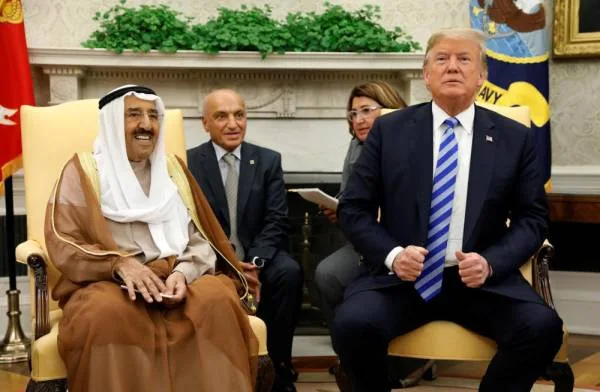 ترامب يمنح أمير الكويت وسام الاستحقاق برتبة قائد