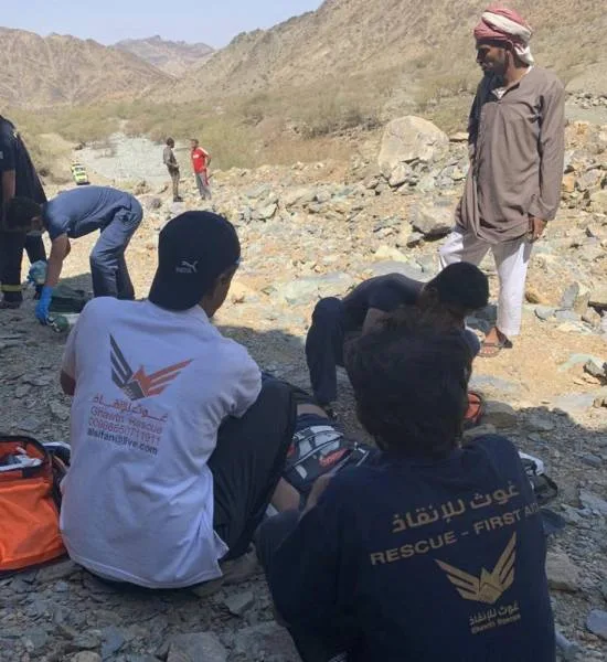 الجهات الأمنية بوادي الفرع : تعثر على ٣ أشخاص مفقودين بجبال " ضبيا "