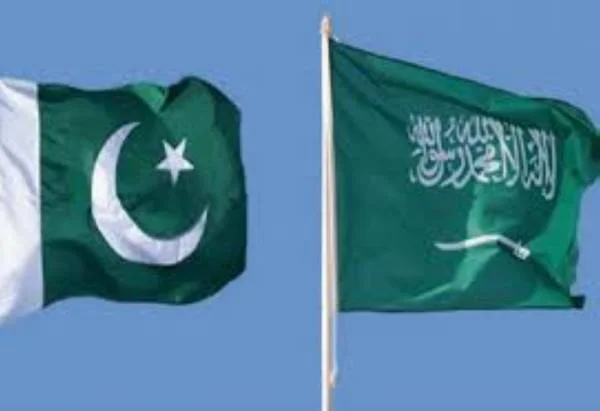 باكستان: نتضامن مع المملكة ضد الاستهدافات الحوثية