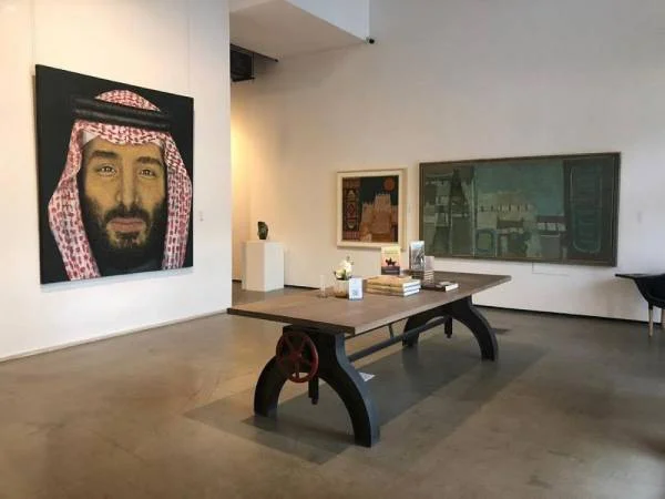 50 فنانا وفنانة يرسمون «الفن بالوطن» في الرياض