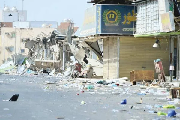 إزالة ورش "إسكان جدة" بعد فصل التيار عن 2500 محل وورشة ومستودع