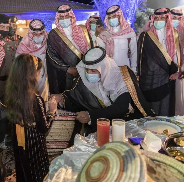 أمير الباحة يفتتح مهرجان الزيتون الأول