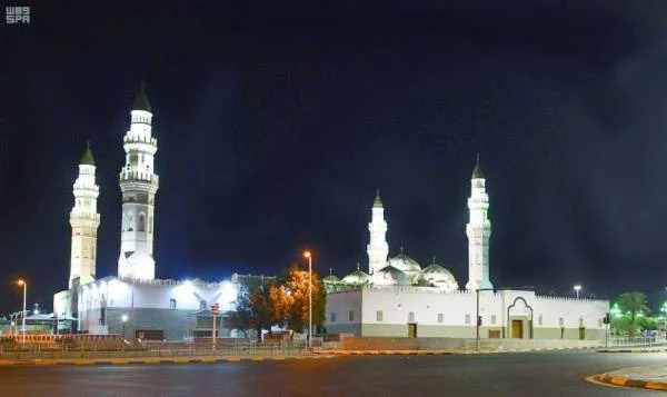 فتح مسجد «قباء» قبل الفجر إلى بعد العشاء