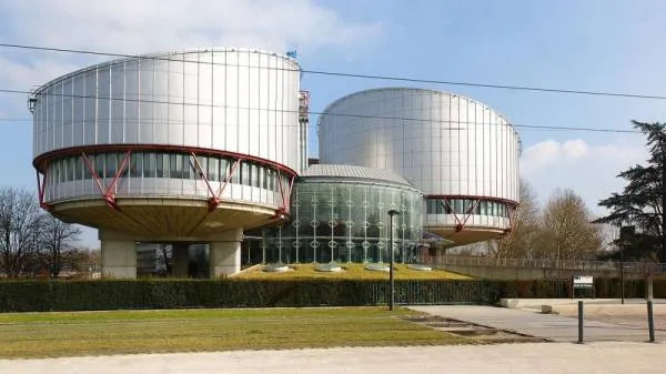 المحكمة الأوروبية لحقوق الإنسان تدين تركيا بانتهاك حرية التعبير