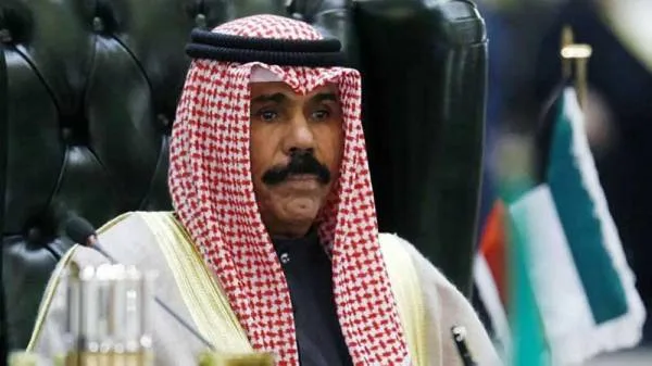أمير الكويت: نعتز بإنجازات المملكة 	في عهد الملك سلمان