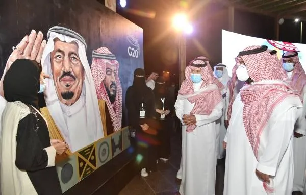 الأمير محمد بن عبدالعزيز  يرعى حفل جامعة جازان بمناسبة ذكرى البيعة