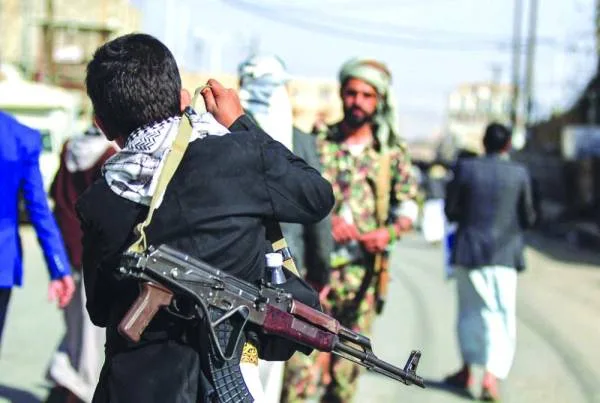 نائب مستقيل من "نواب الحوثيين": المليشيا تنتهك كرامة الإنسان اليمني