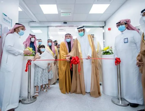 أمير القصيم يفتتح مشاريع صحية في مستشفى الملك فهد ببريدة