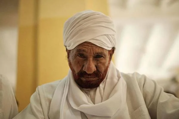 وفاة زعيم حزب الأمة السوداني   المهدي بكورونا