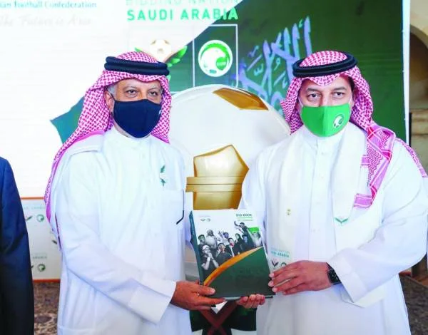 السعودية تسلم ملف ترشحها لاستضافة كأس آسيا 2027