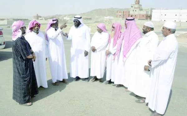 مواطنون يحملون أمانة مكة مسؤولية عدم تمكينهم من مقابلة الوزير