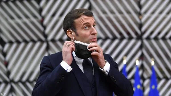 فرنسا : ماكرون يصاب بكوفيد-19 ورئيس الحكومة "يخضع للعزل"