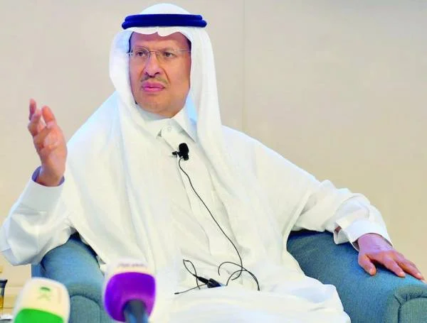 عبدالعزيز بن سلمان: خطة لتصدير الكهرباء إلى أوروبا ومصر والعراق والأردن