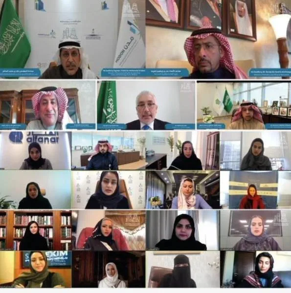 الخريف: المرأة السعودية شريك فاعل ومهم في مسيرة التنمية
