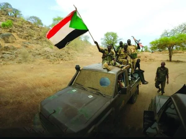 الجيش السوداني: نخوض حربا مع قوات نظامية إثيوبية