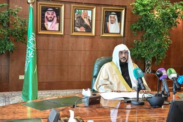 آل الشيخ: ​حكومة المملكة انطلقت في قراراتها لمواجهة جائحة كورونا من مبادئ الإسلام وتعالميه السمحة