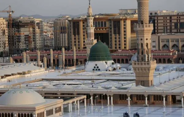 سطح المسجد النبوي يستقبل المصلين بدءًا من اليوم