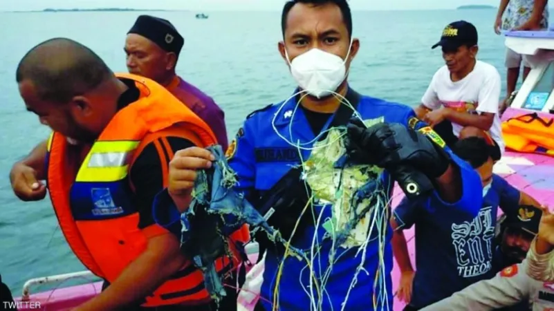 فقدان طائرة إندونيسية تقل 62 راكبا.. والعثور على حطام