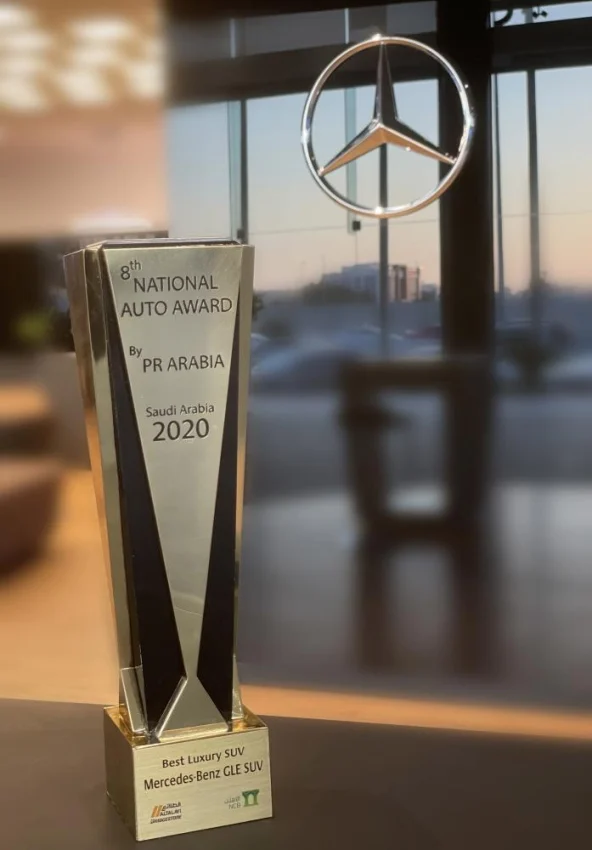 سيارة الدفع الرباعي الفاخرة GLE من مرسيدس – بنز تحصد الجائزة الوطنية الثامنة