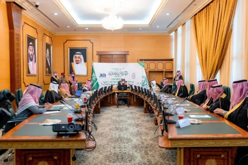 أمير الباحة يشهد توقيع اتفاقية تعاون بين "جامعة الباحة" و"هدف"