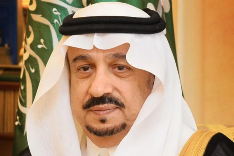 أمير الرياض يوجه بتوزيع 1000 وجبة طعام يوميًا لدعم المتضررين من جائحة كورونا