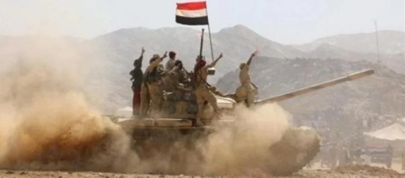 الجيش اليمني يدحر ميليشيا الحوثي في مأرب.. ومطالبة بتحقيق دولي حول استهداف مخيمات النازحين