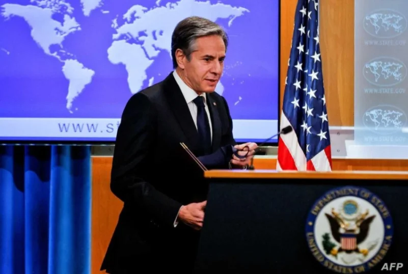 وزير الخارجية الأمريكي يطالب الحوثيين بوقف هجومهم على مأرب