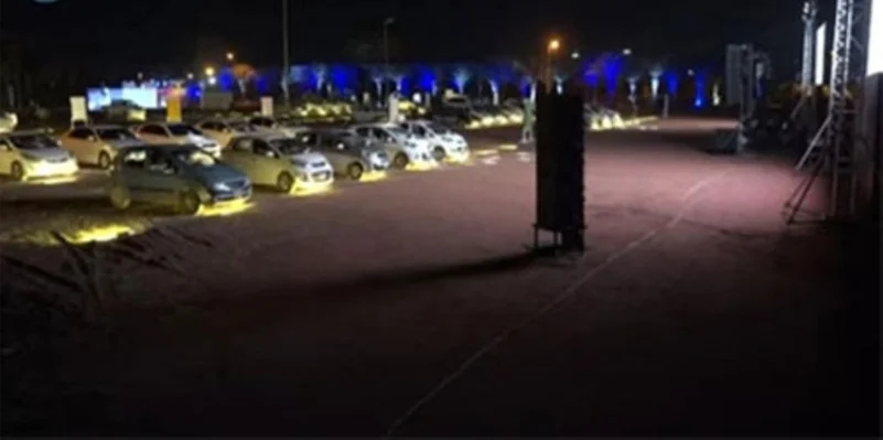 «سينما السيارات».. لأول مرة في السودان