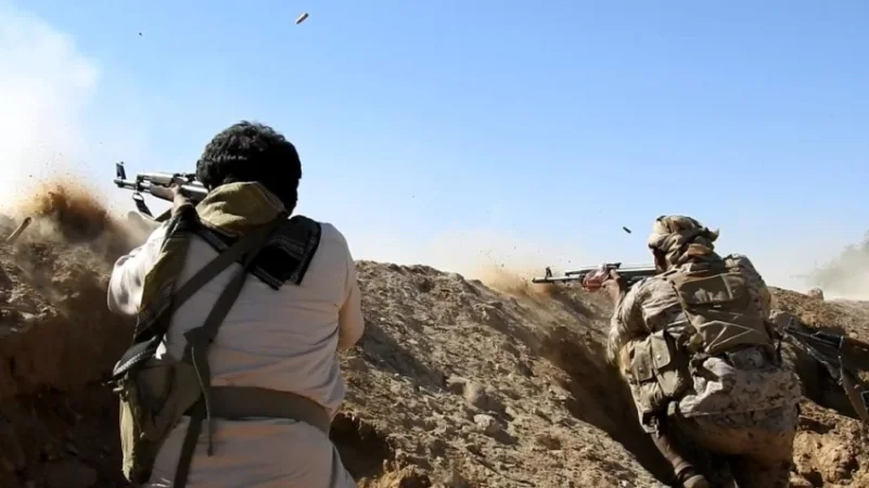 مصرع 43 حوثياً في معارك مع الجيش اليمني غرب مأرب