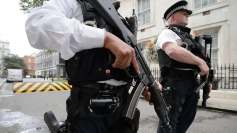بريطانيا تعلن إحباط 3 عمليات إرهابية