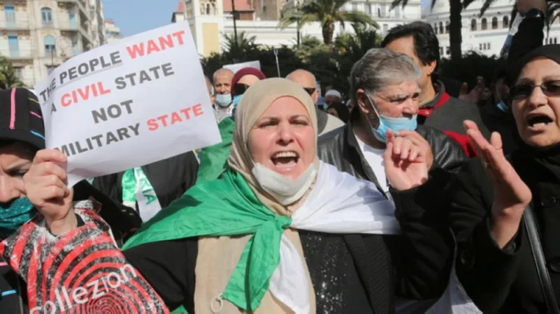 آلاف الجزائريين يتظاهرون للأسبوع الثاني بعد استئناف مسيرات الحراك