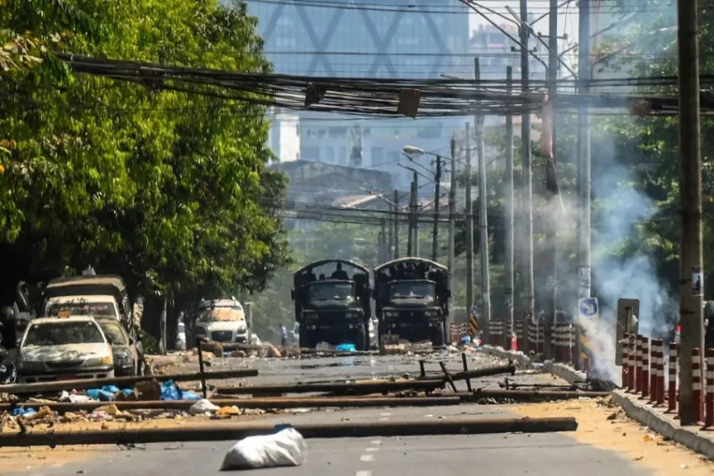 قوات الأمن البورمية تنفذ مداهمات ضد عمال سكك حديد مضربين
