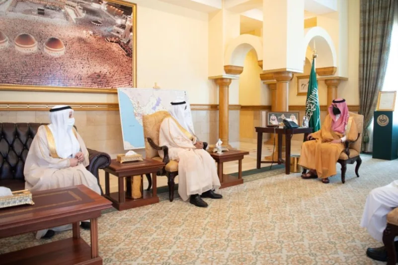 نائب أمير مكة يستقبل رئيس جامعة الملك عبدالعزيز وقائد قوة أمن المنشآت