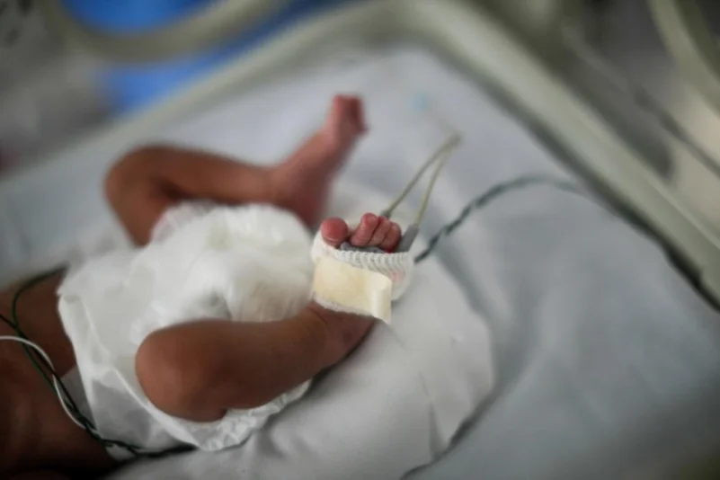 ولادة أول طفلة تحمل أجساما مضادة لكوفيد 19
